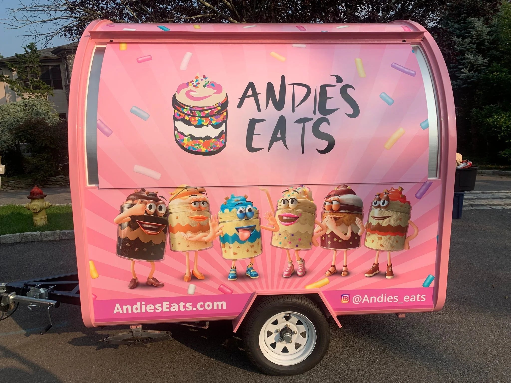 Small Bakery Food Trailer with Mobile Bar product image 2